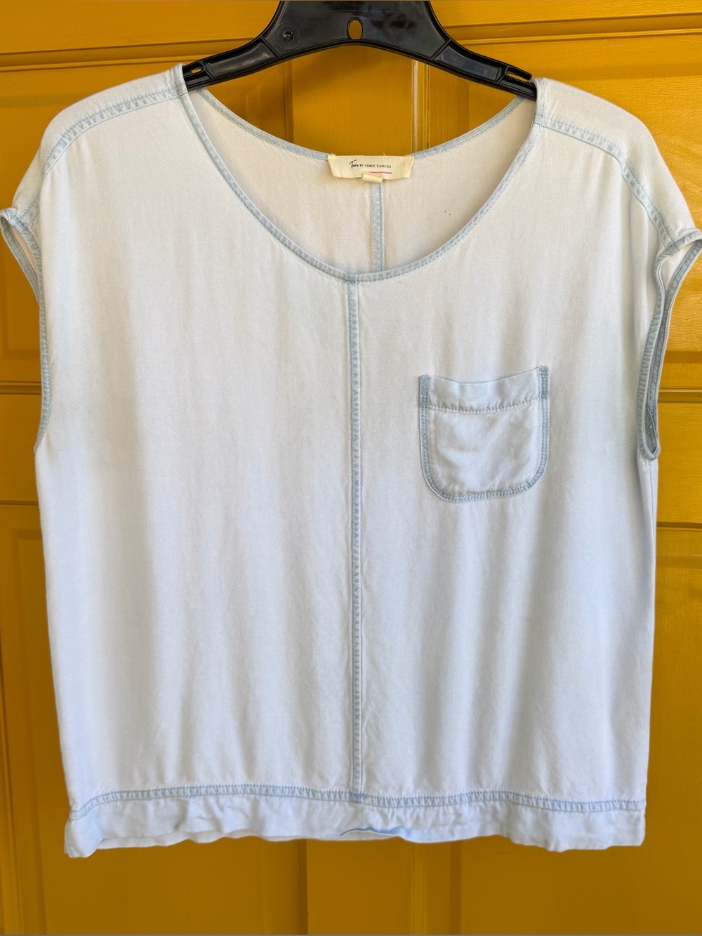 Turo by Vince Camuto‎ Light Blue Sleeveless Blouse